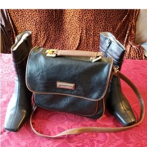 Lovely Vintage black purse with brown trim